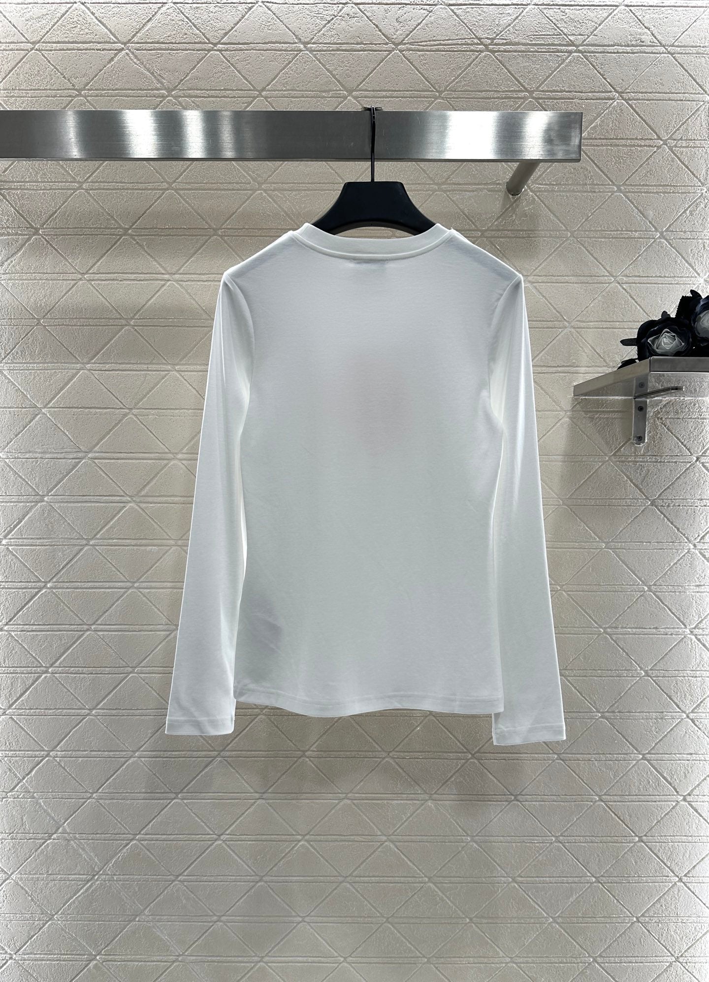 25fw Slim fit beaded logo top