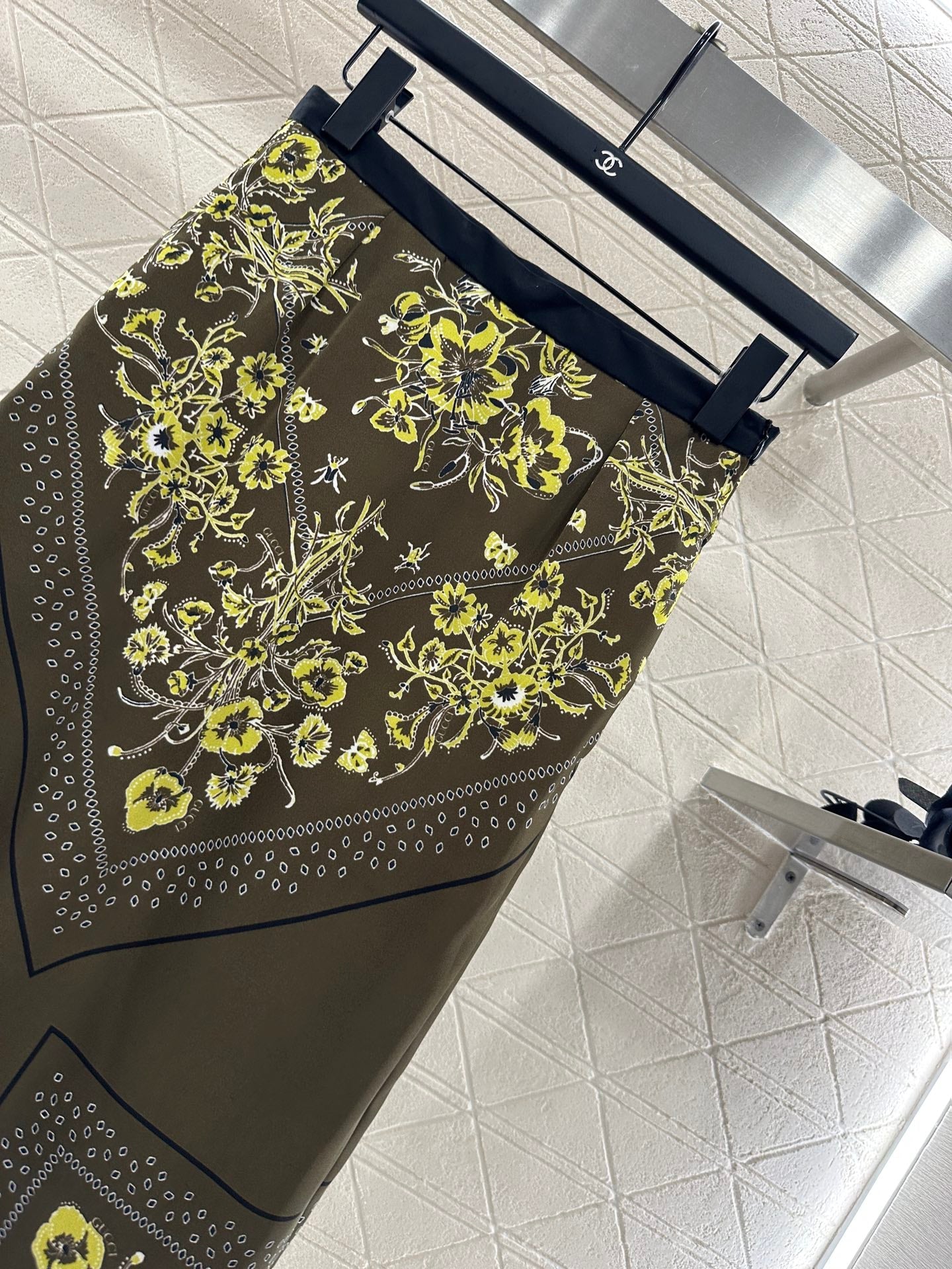 25fw Printed ribbon shirt half skirt set