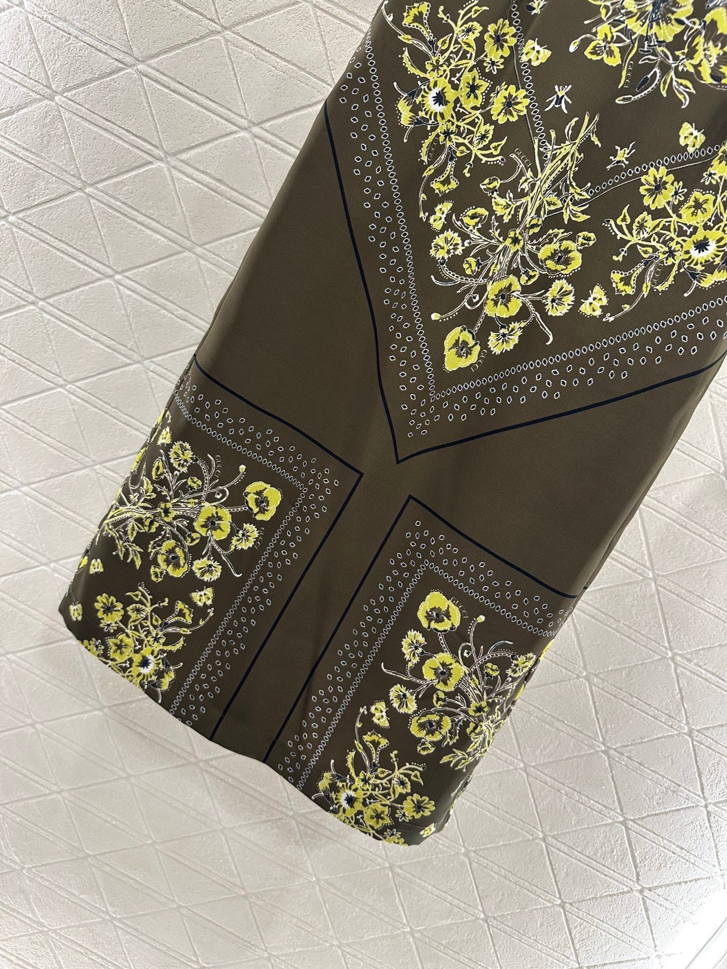 25fw Printed ribbon shirt half skirt set