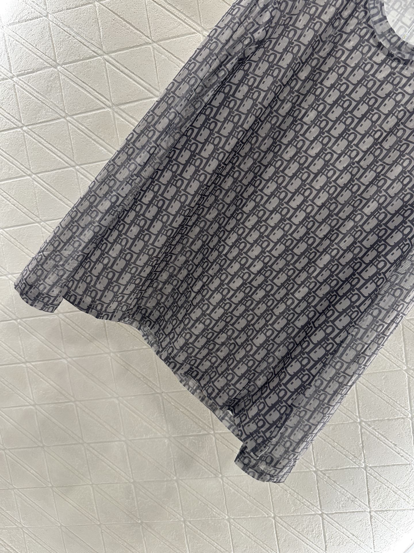 25fw Mesh round neck base shirt