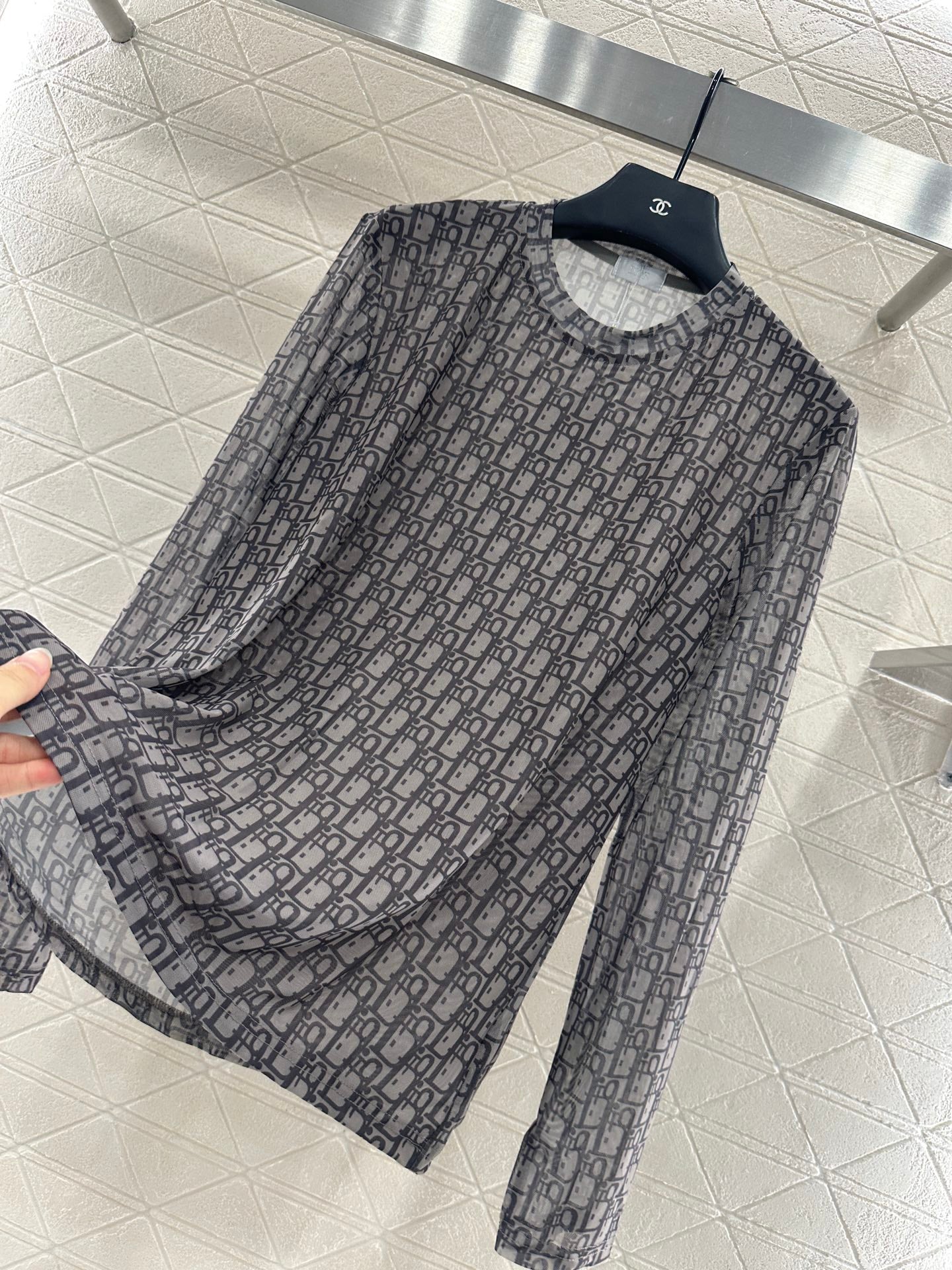 25fw Mesh round neck base shirt