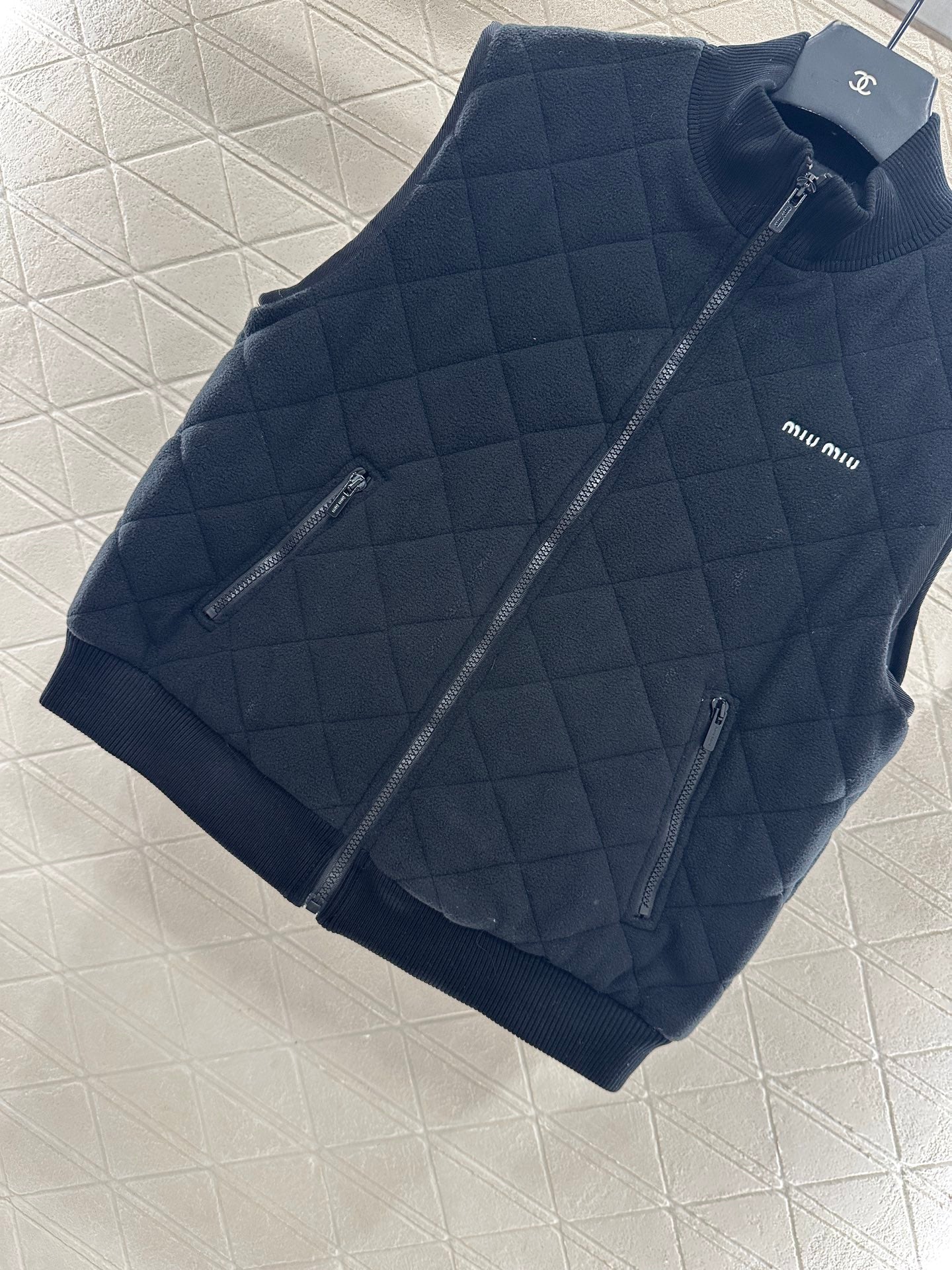 25fw Polar fleece standing collar vest