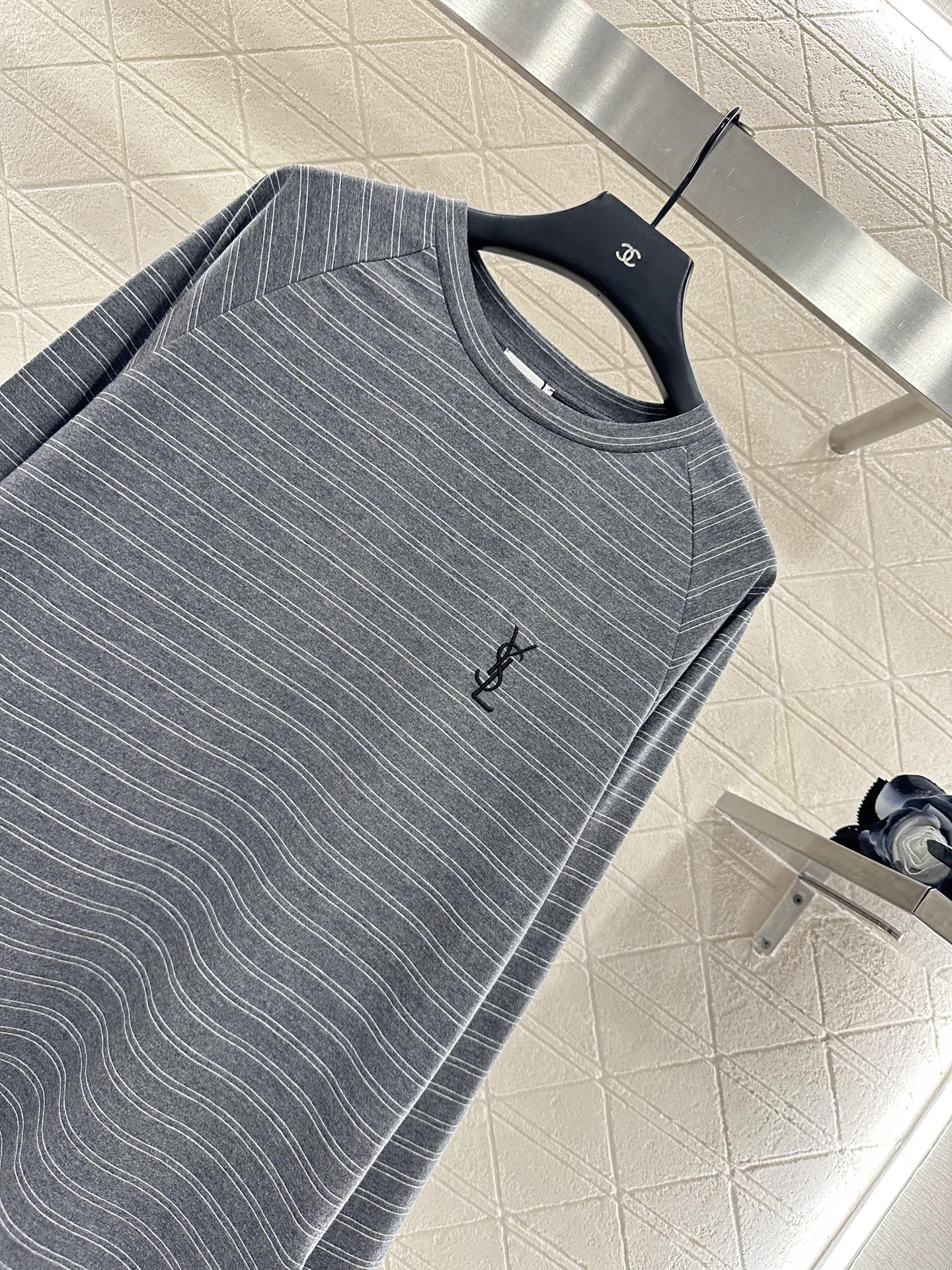 25fw Silhouette striped long sleeved shirt