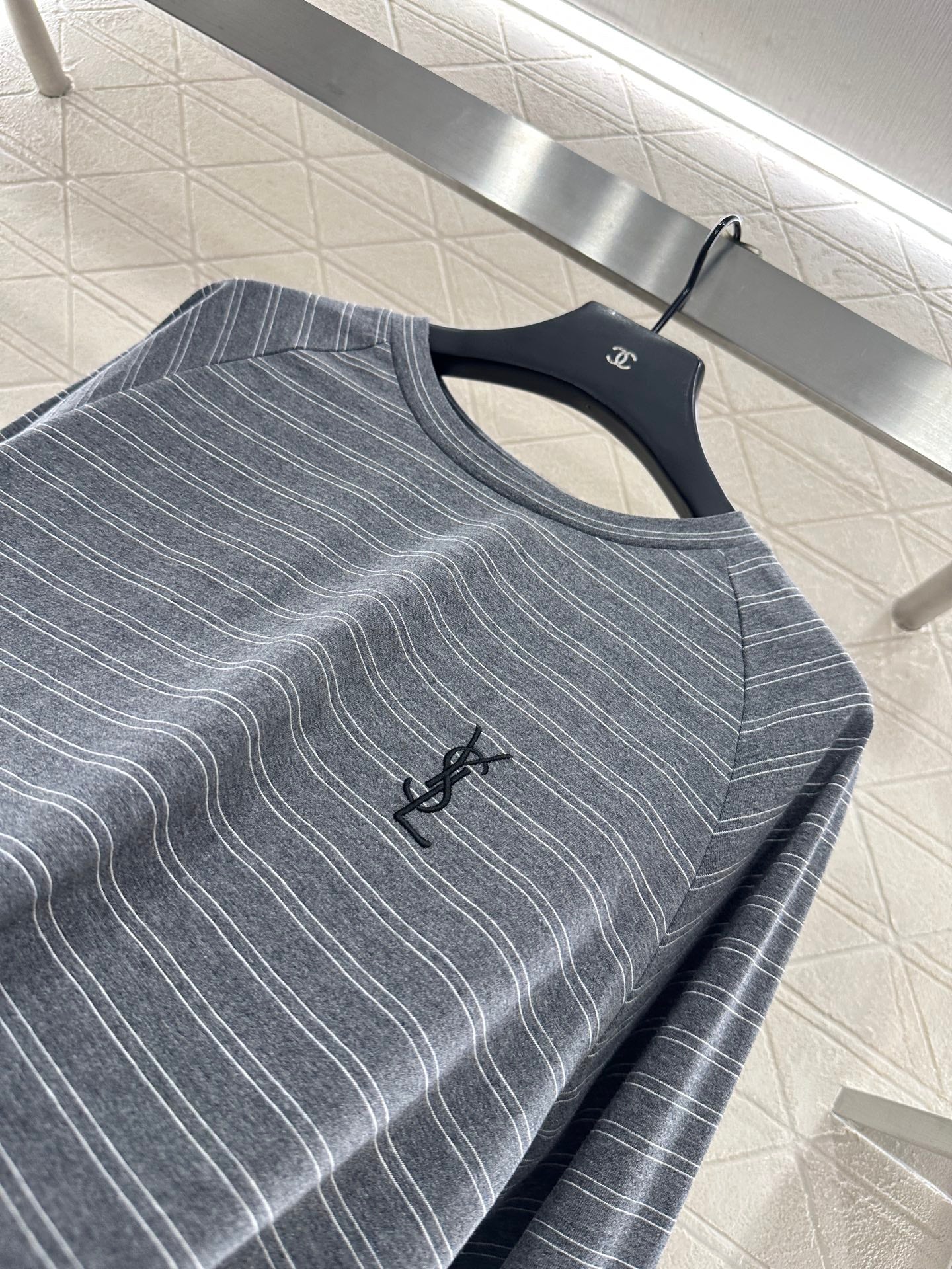 25fw Silhouette striped long sleeved shirt