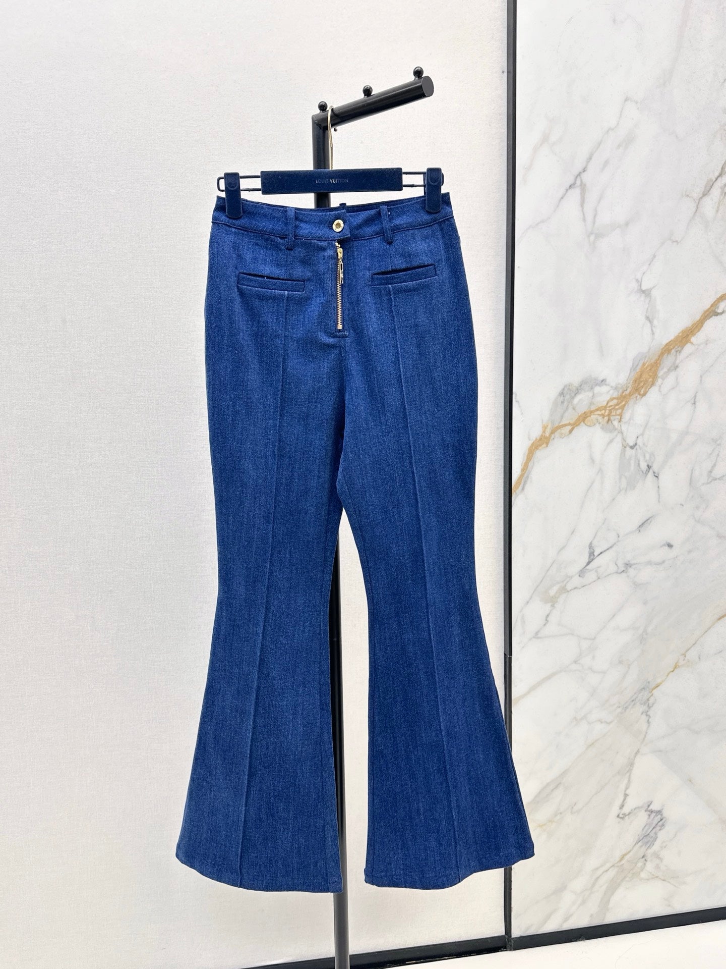 25fw Elastic flared jeans
