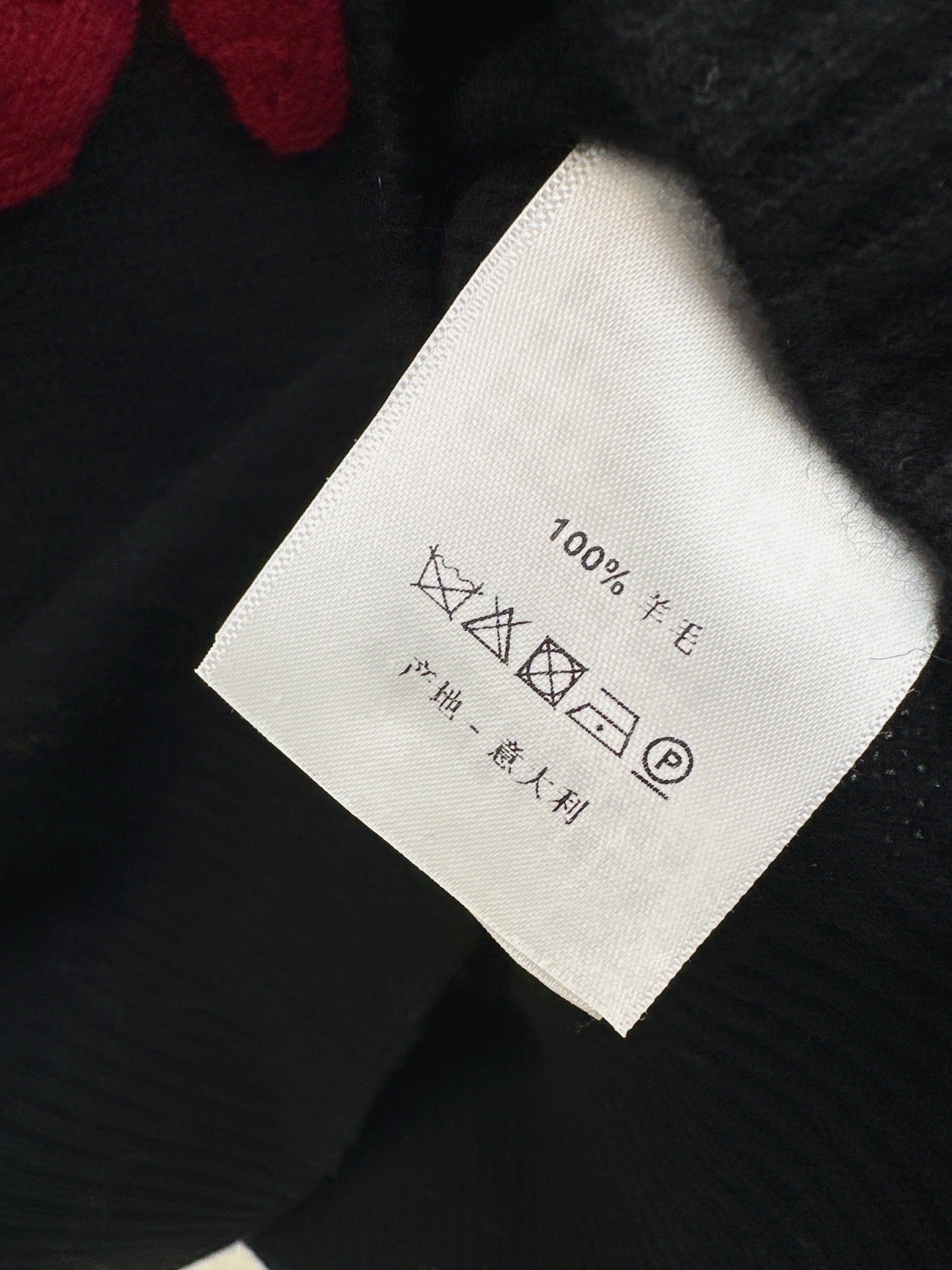 25fw 3D Embroidered Logo Sweater