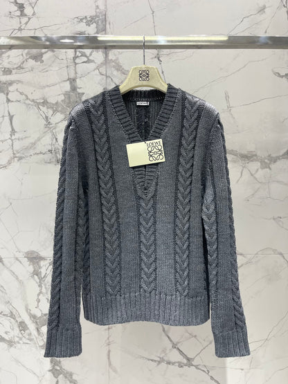 25fw V-neck knitted sweater