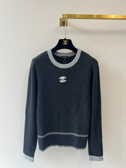 25fw  Round neck long sleeved shirt