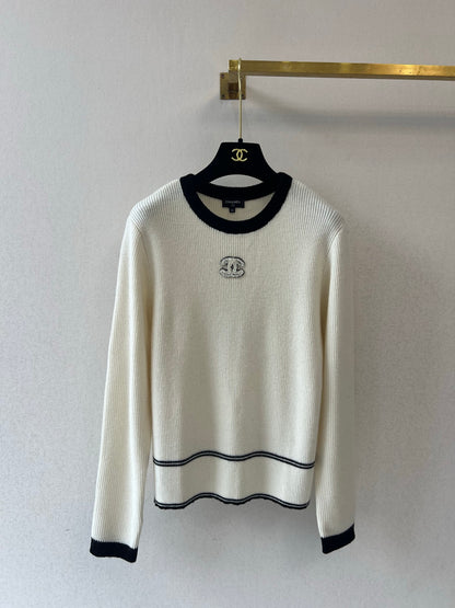 25fw  Round neck long sleeved shirt