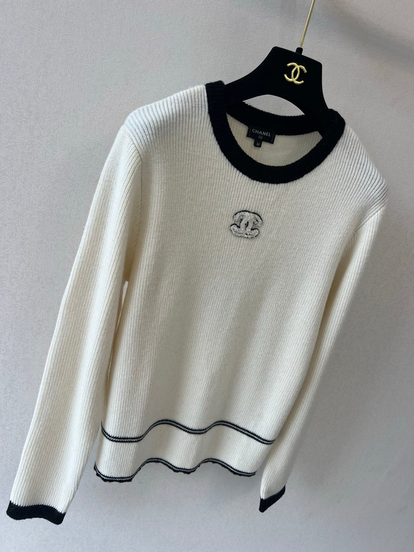 25fw  Round neck long sleeved shirt