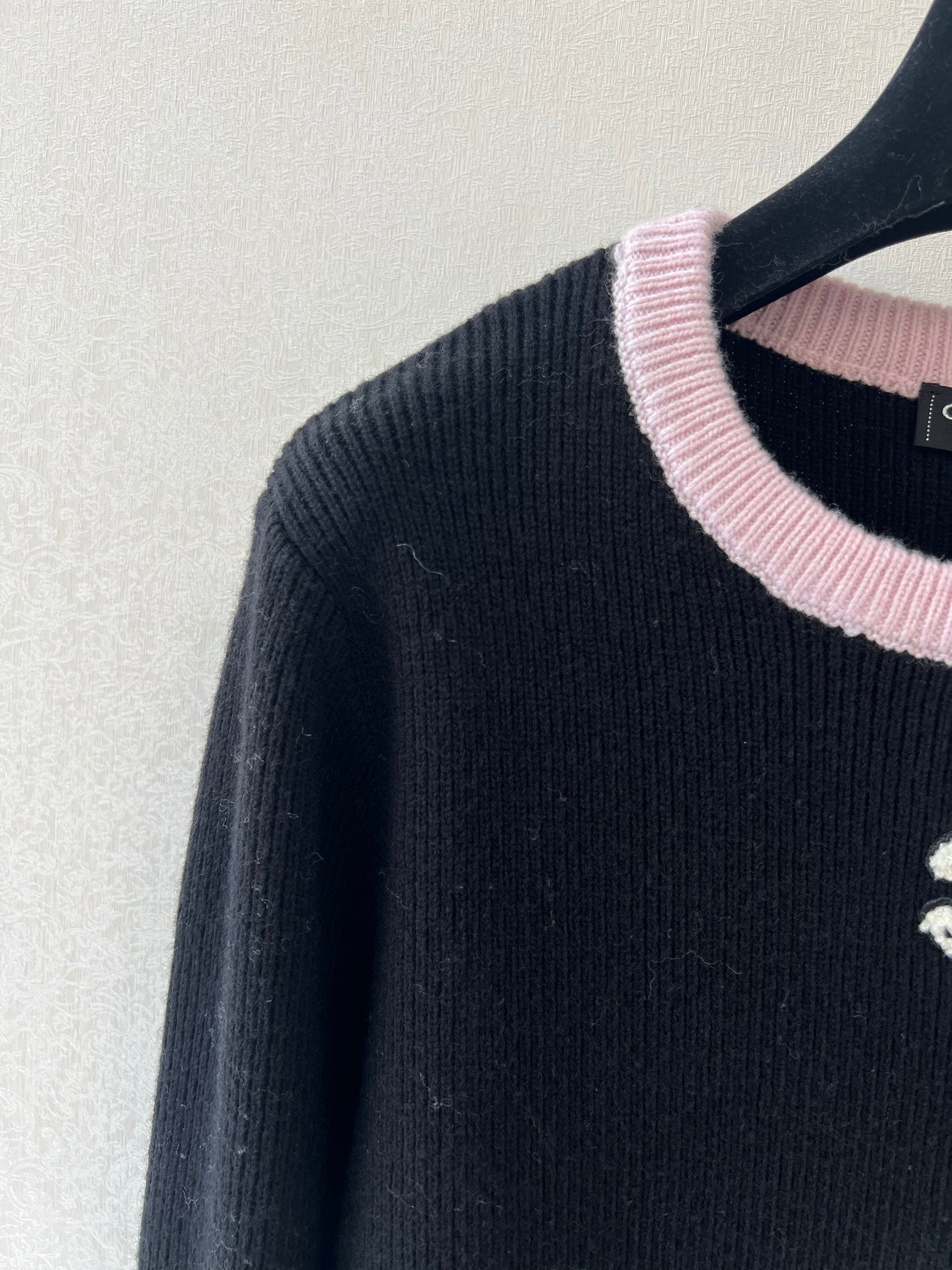 25fw  Round neck long sleeved shirt