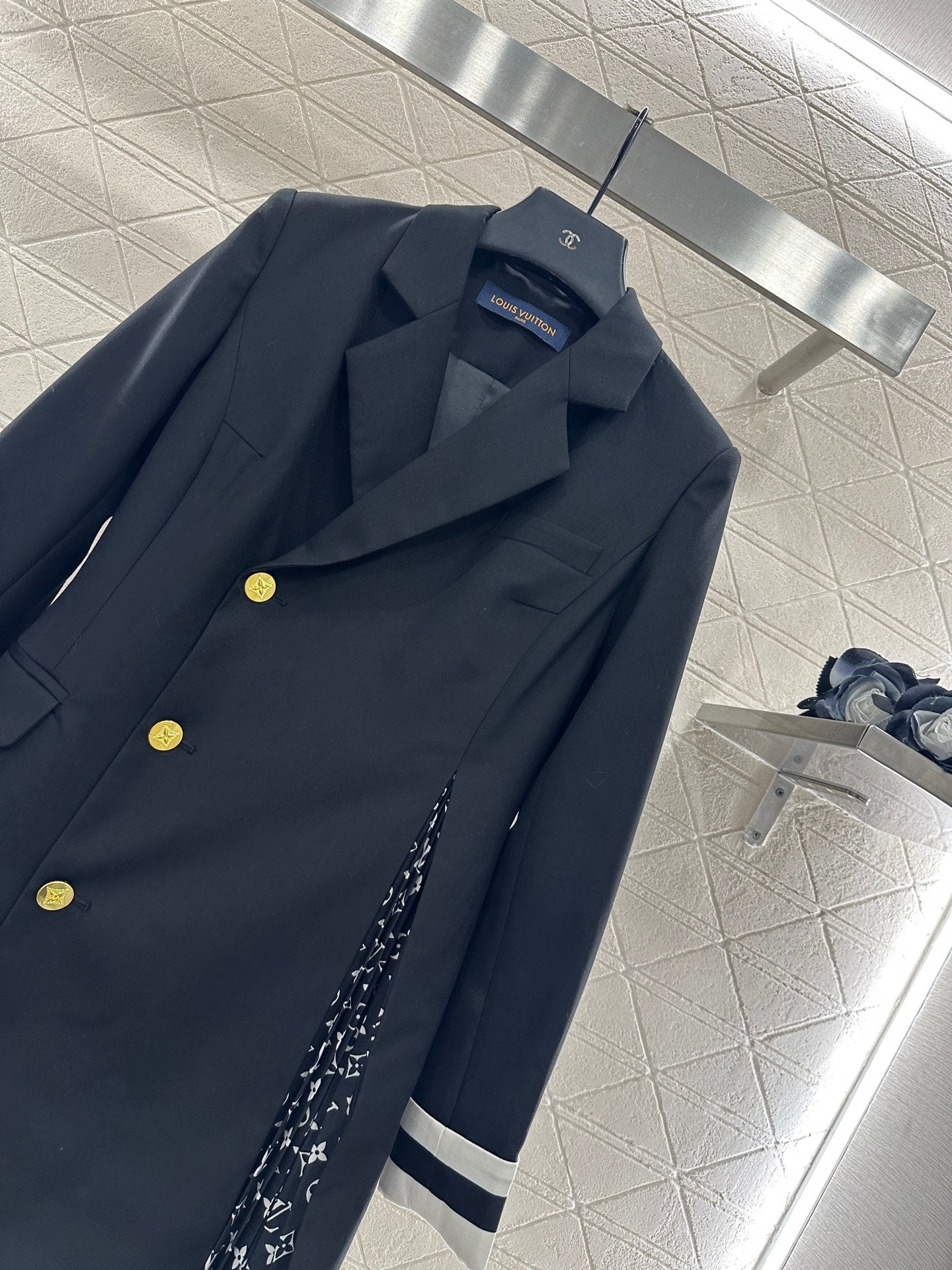 25fw Irregular suit with belt splicing