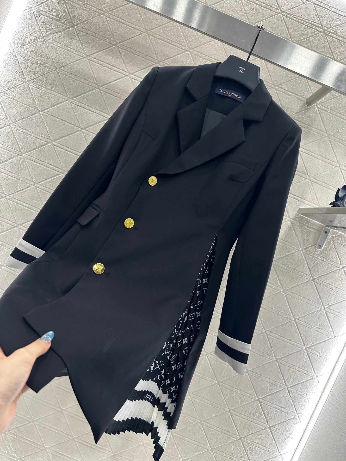 25fw Irregular suit with belt splicing