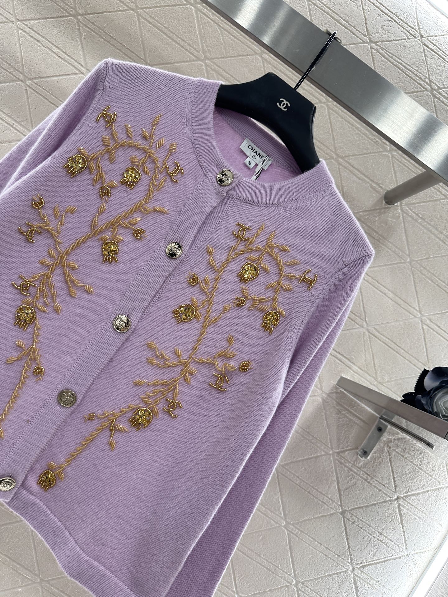 25fw Heavy industry nail bead knitted cardigan