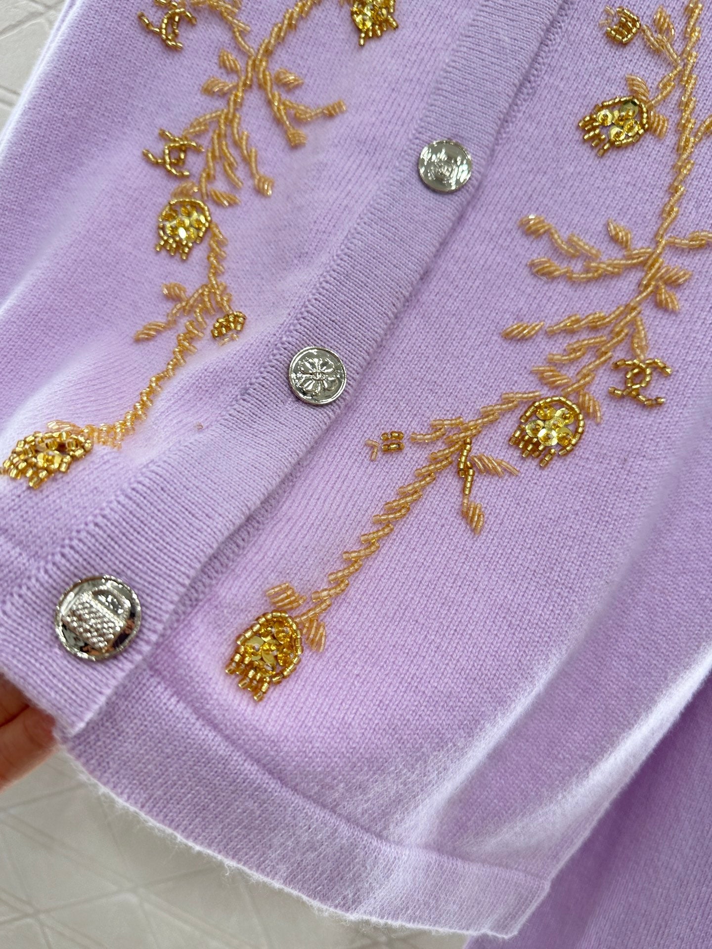 25fw Heavy industry nail bead knitted cardigan