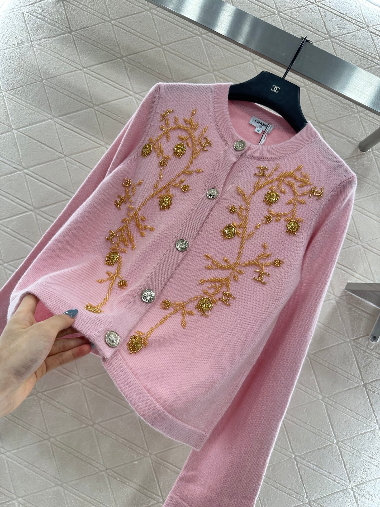 25fw Heavy industry nail bead knitted cardigan