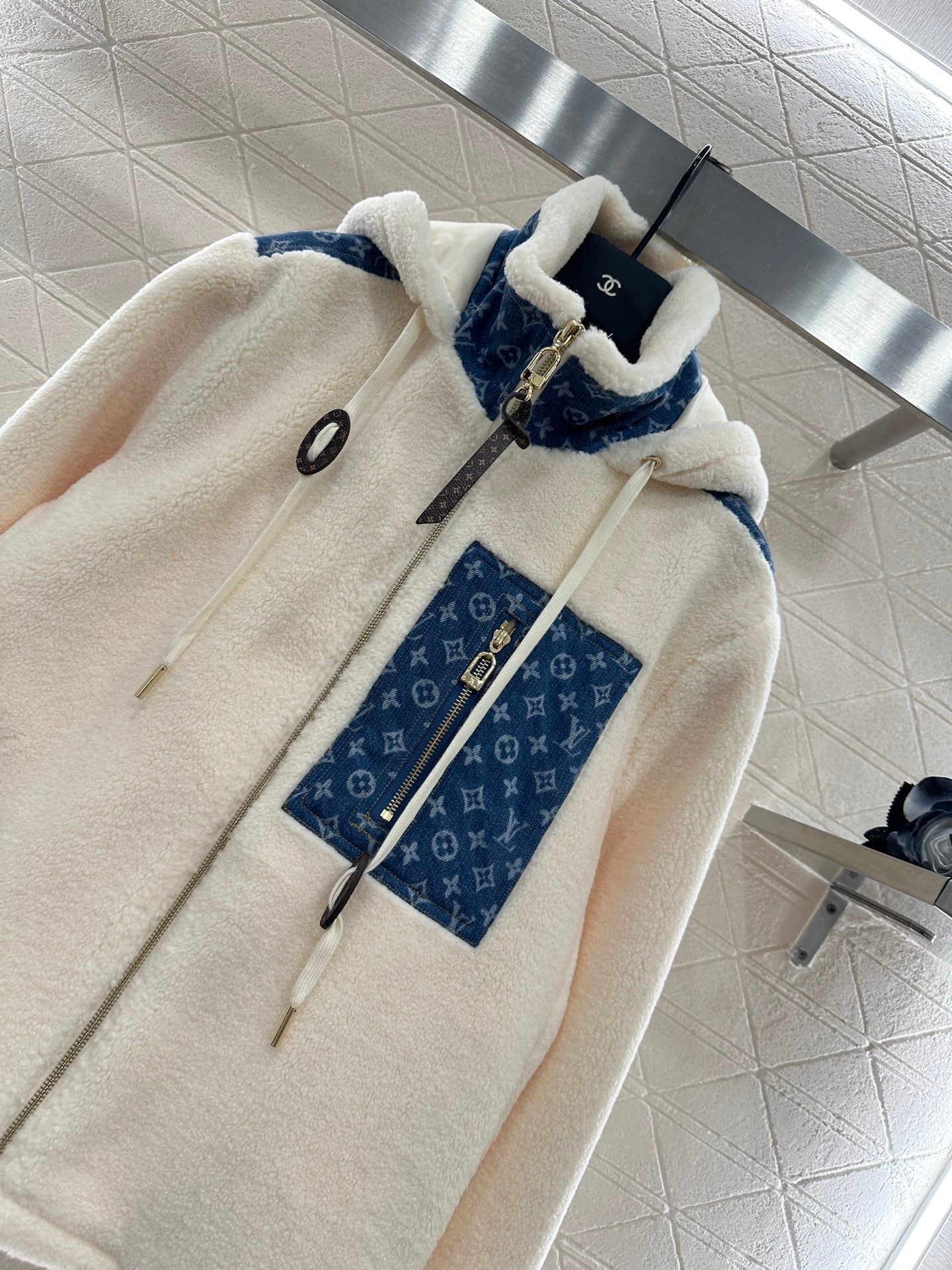 25fw AHooded Teddy Lamb Coat