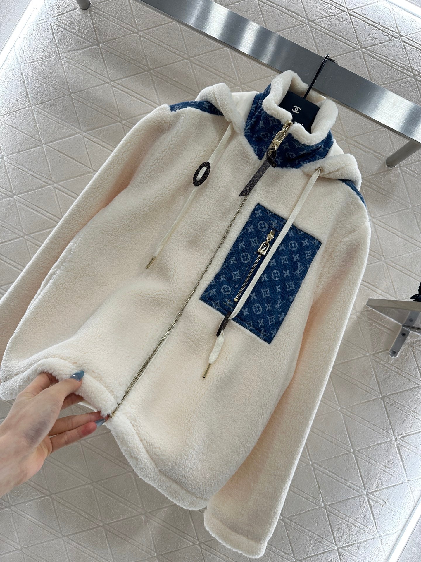 25fw AHooded Teddy Lamb Coat