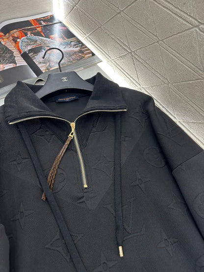 25fw Embossed half open hoodie