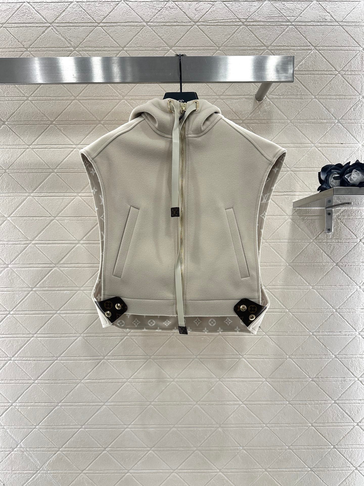 25fw Hooded printed woolen camisole vest