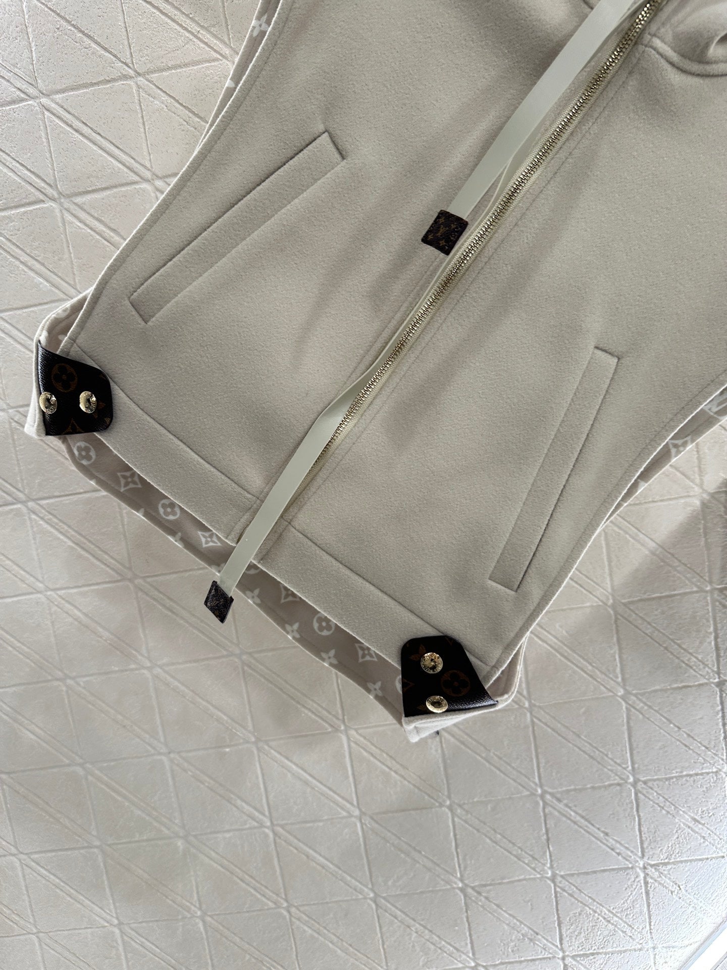 25fw Hooded printed woolen camisole vest