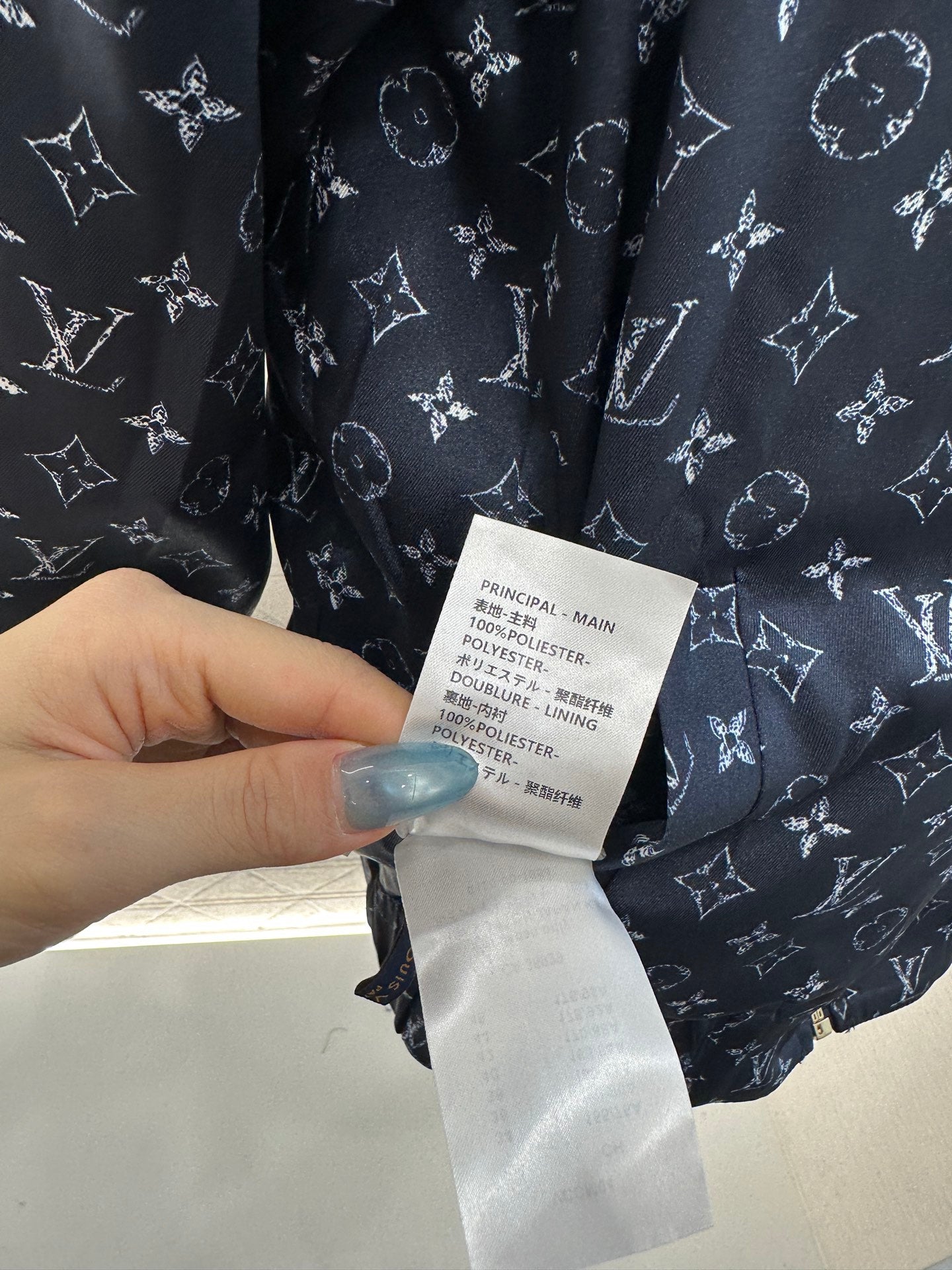 25fw Wear a flying jacket on both sides