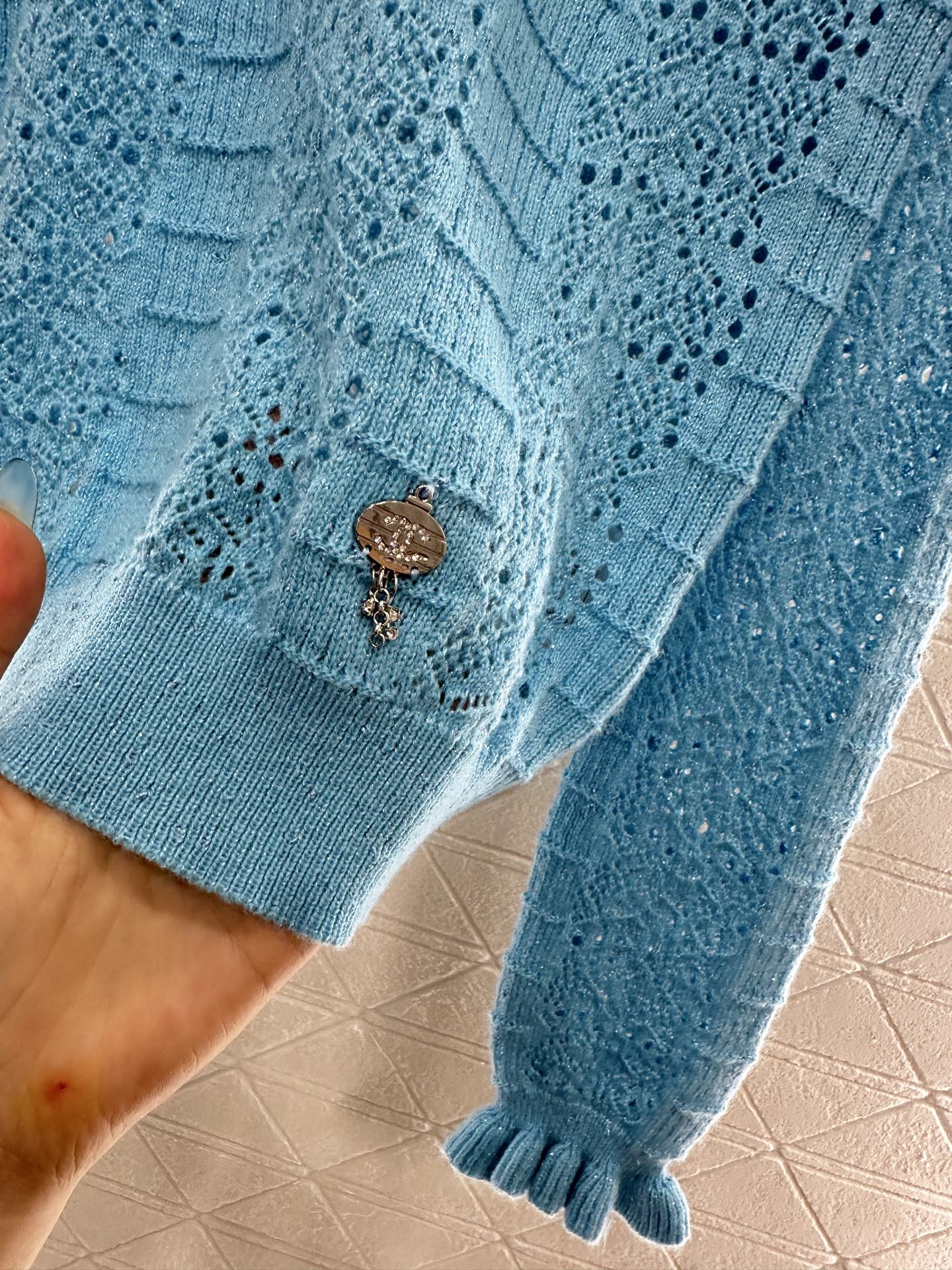 25fw Black fungus lace sweater