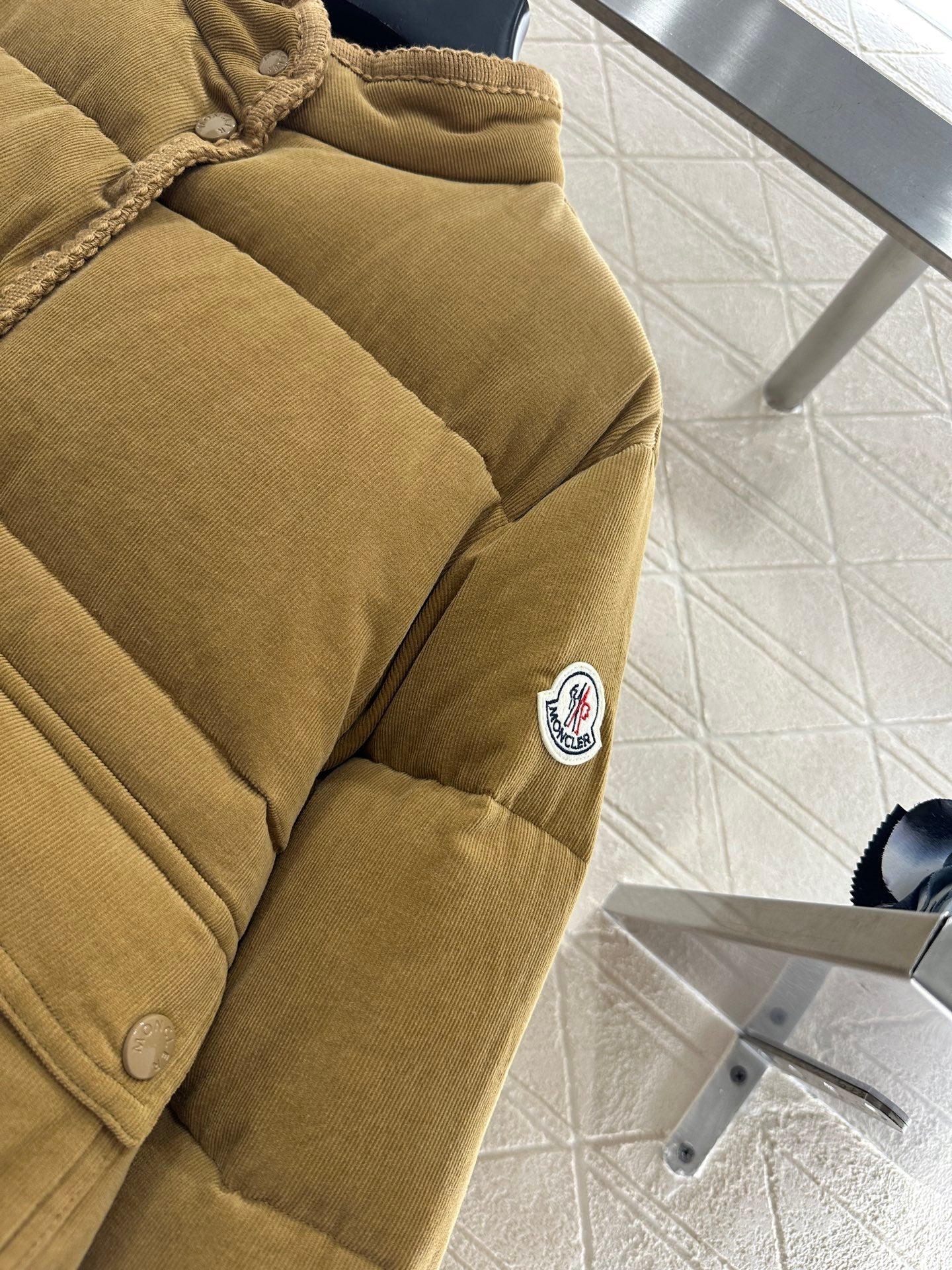 25fw Rectangular embossed stand up collar down jacket