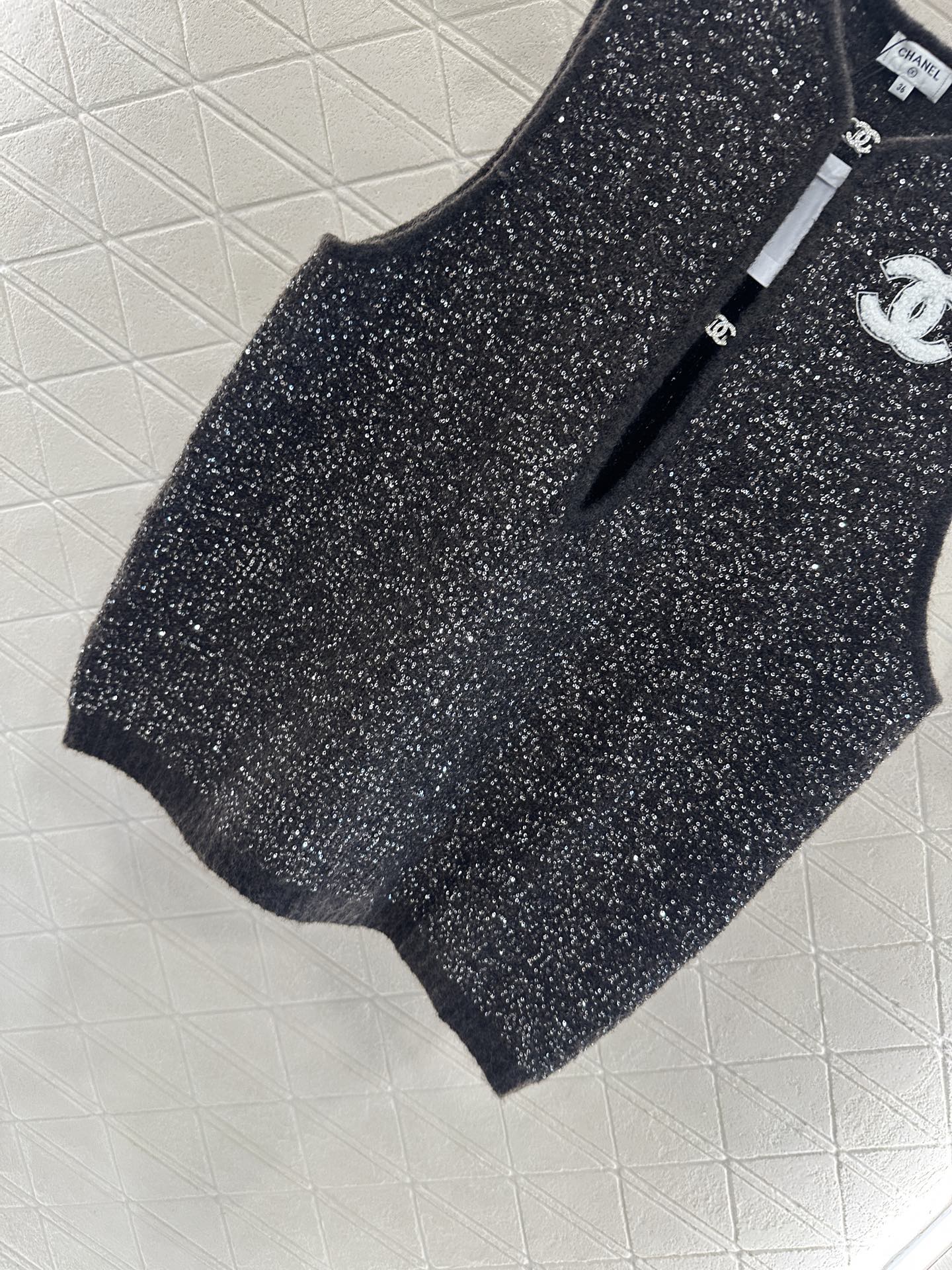 25fw Silver knit vest