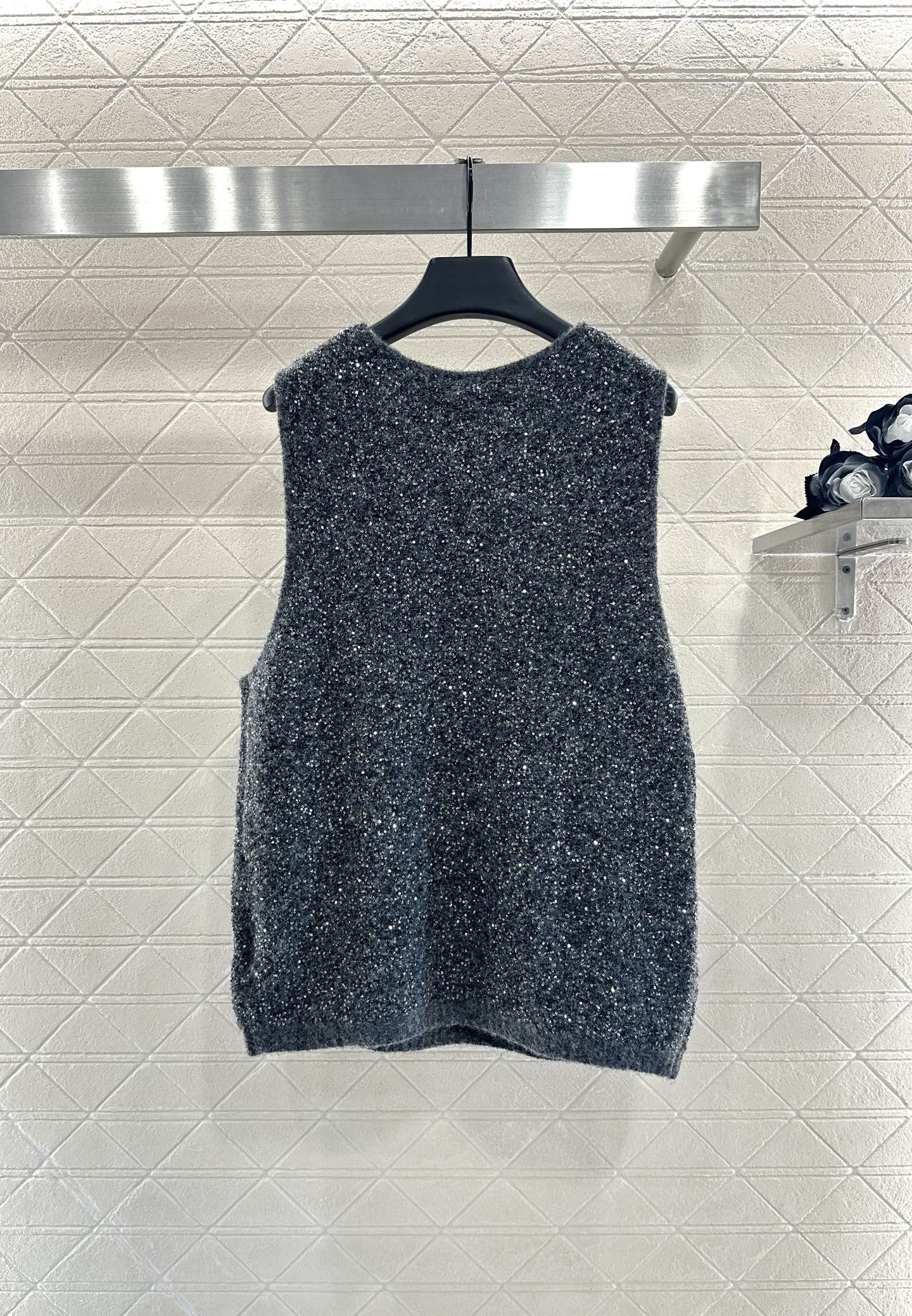 25fw Silver knit vest