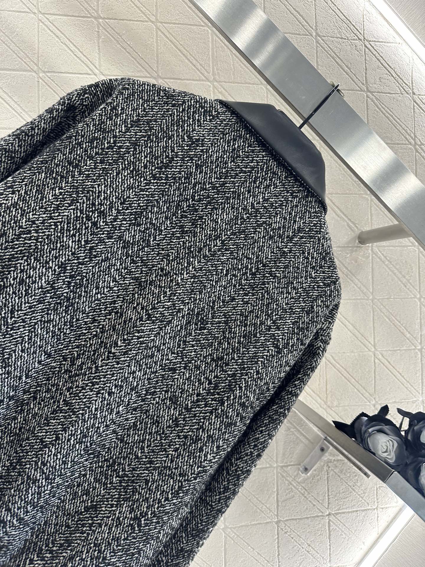 25fw Collar jacket with patchwork leather