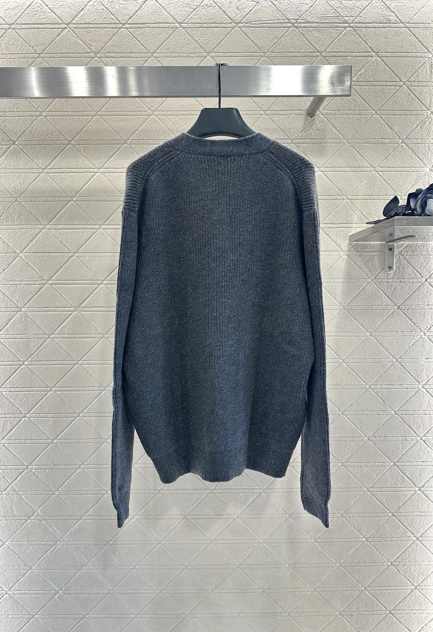 25fw Embroidered pocket knit cardigan with silhouette letters