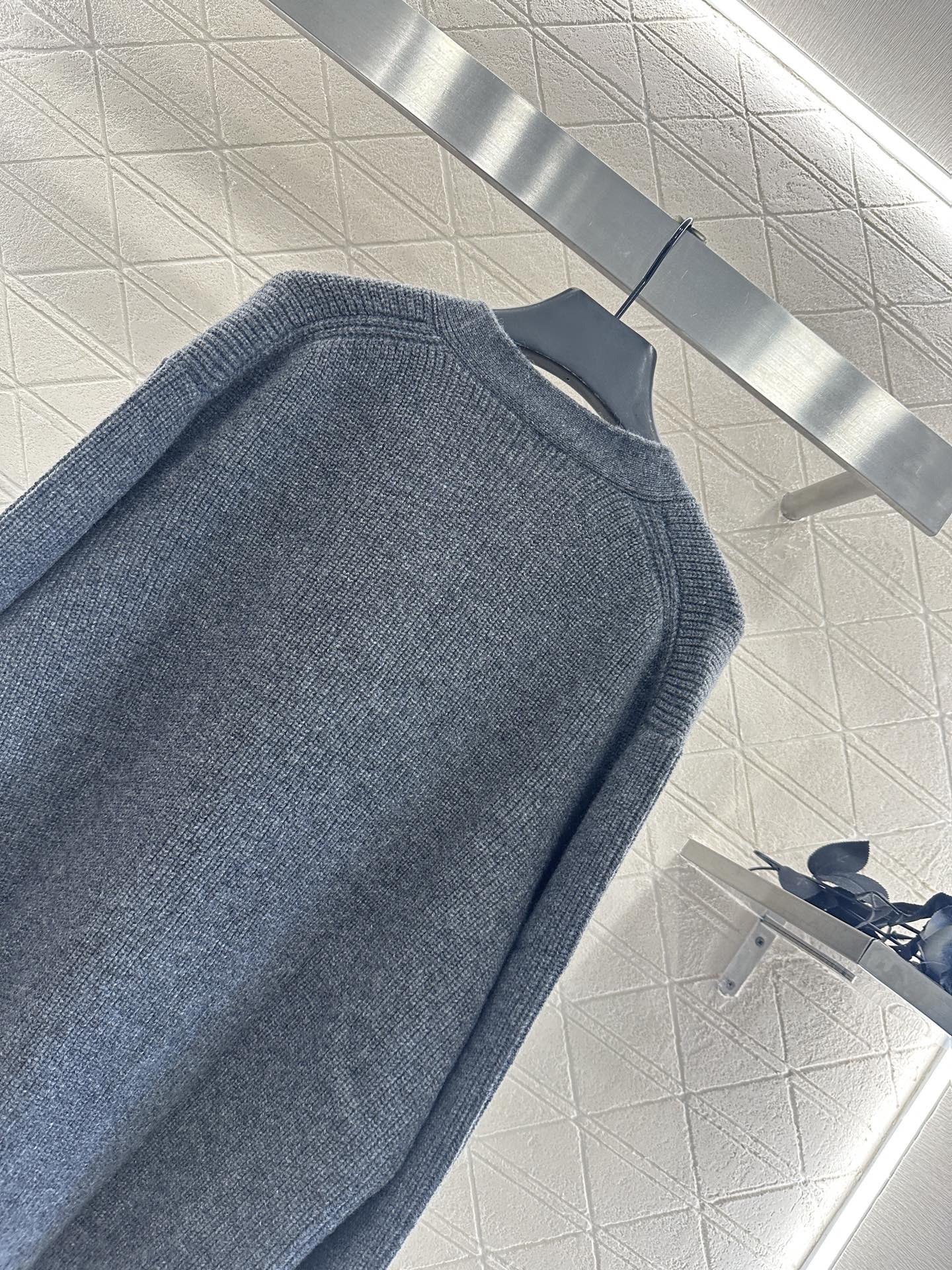 25fw Embroidered pocket knit cardigan with silhouette letters