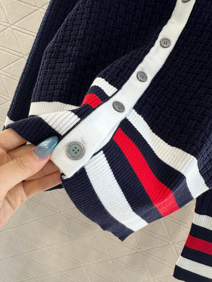 25fw Knitted color blocking knitted cardigan