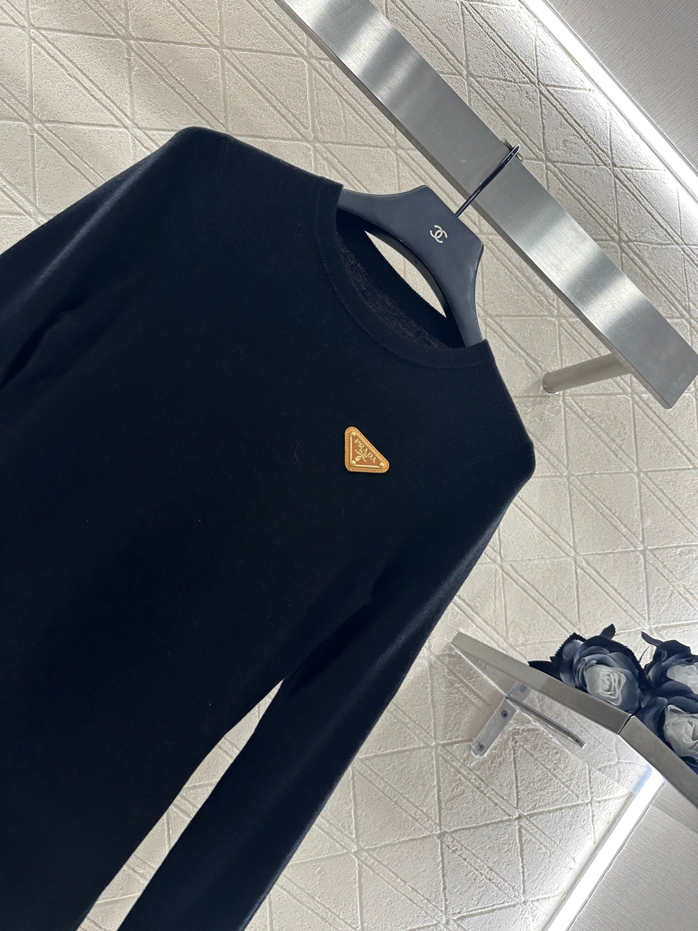 25fw Slim fit round neck base shirt