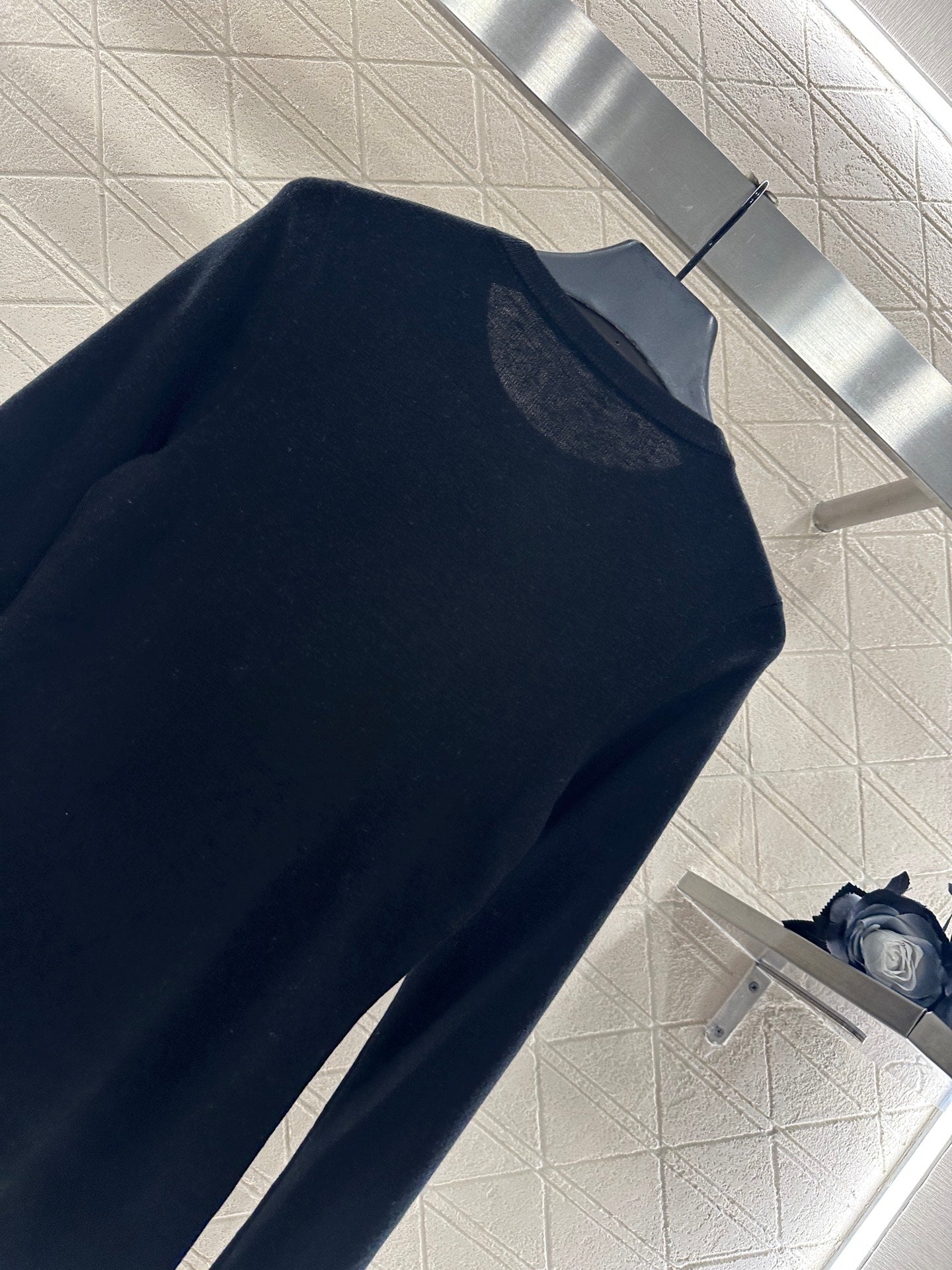 25fw Slim fit round neck base shirt