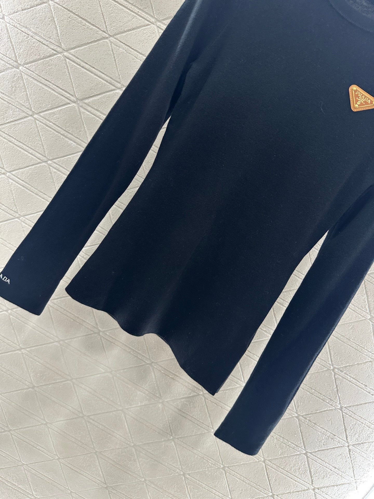 25fw Slim fit round neck base shirt