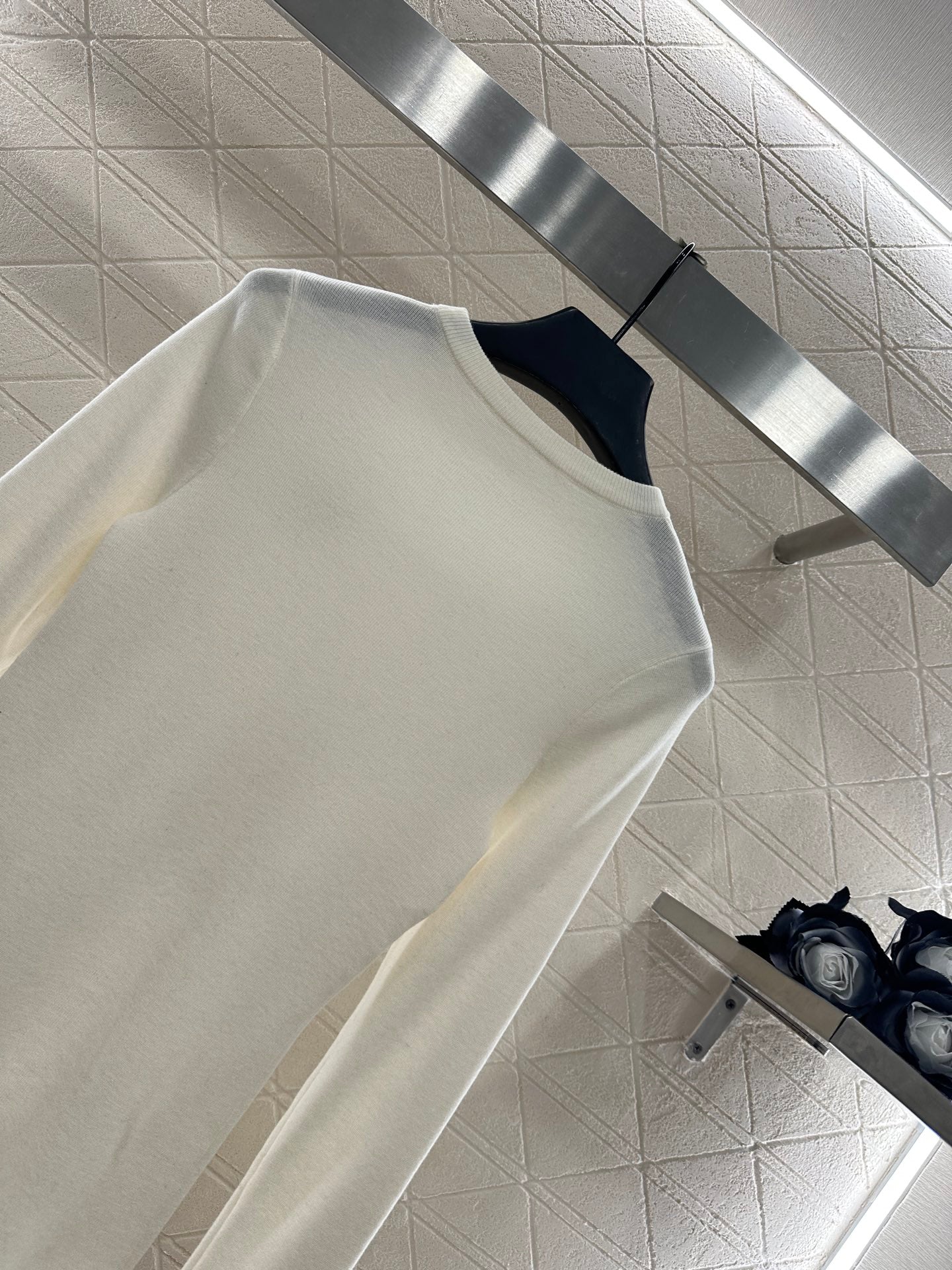 25fw Slim fit round neck base shirt