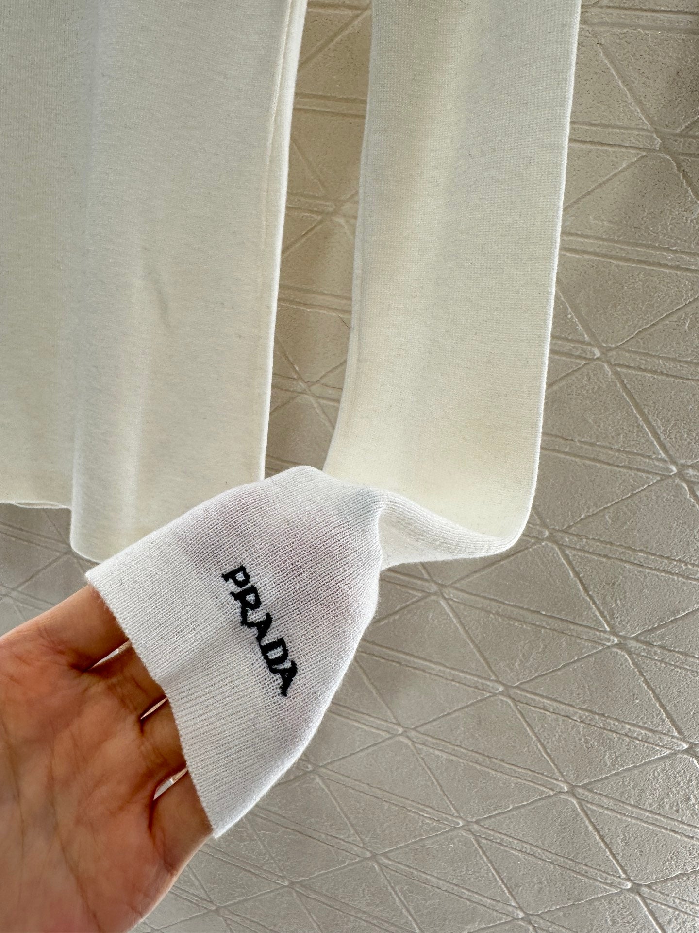 25fw Slim fit round neck base shirt