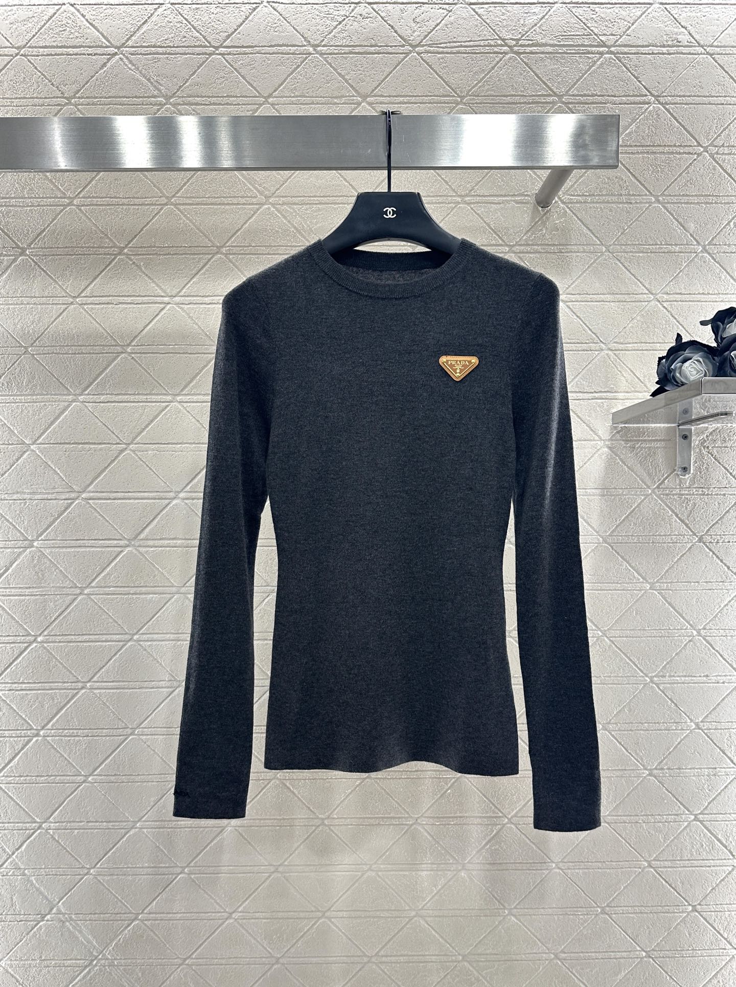 25fw Slim fit round neck base shirt