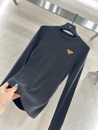 25fw Slim fit round neck base shirt