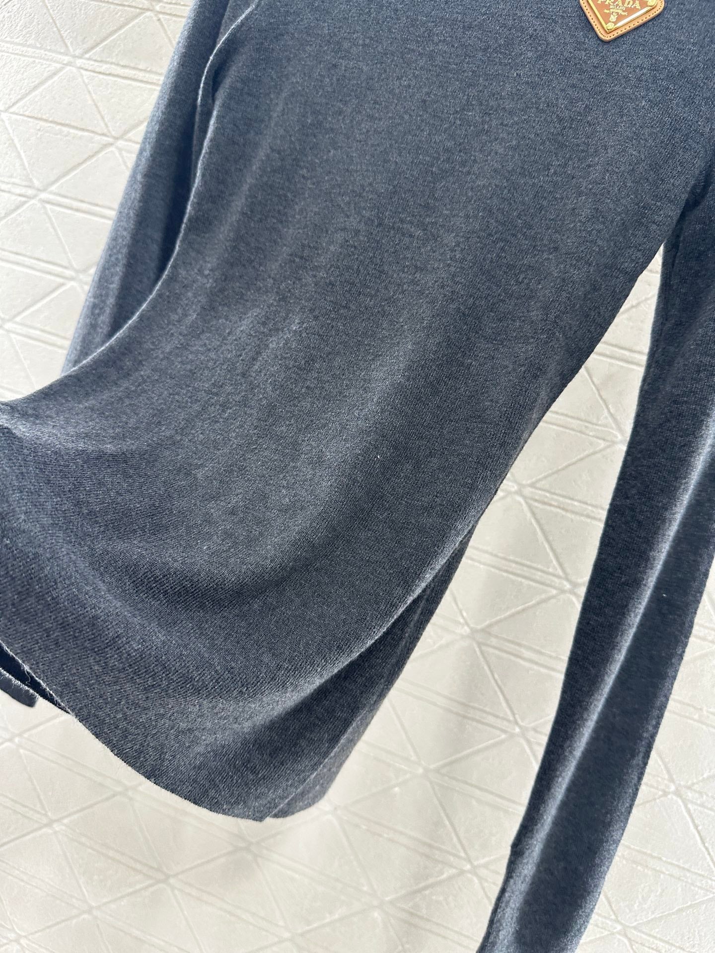 25fw Slim fit round neck base shirt