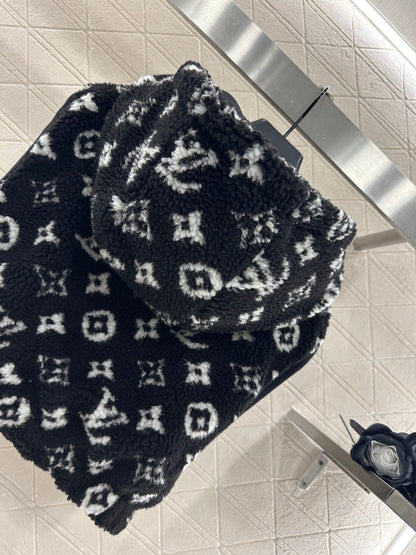 25fw Hooded Teddy Plush Camry Vest