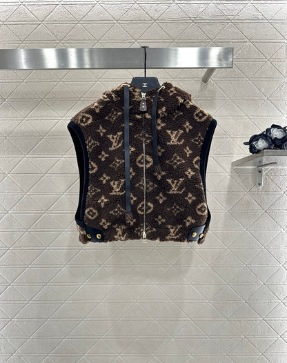 25fw Hooded Teddy Plush Camry Vest