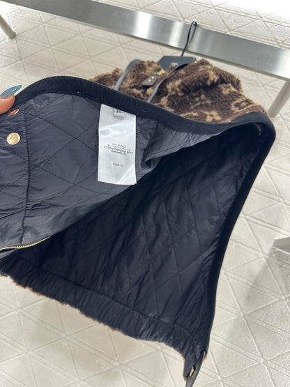 25fw Hooded Teddy Plush Camry Vest