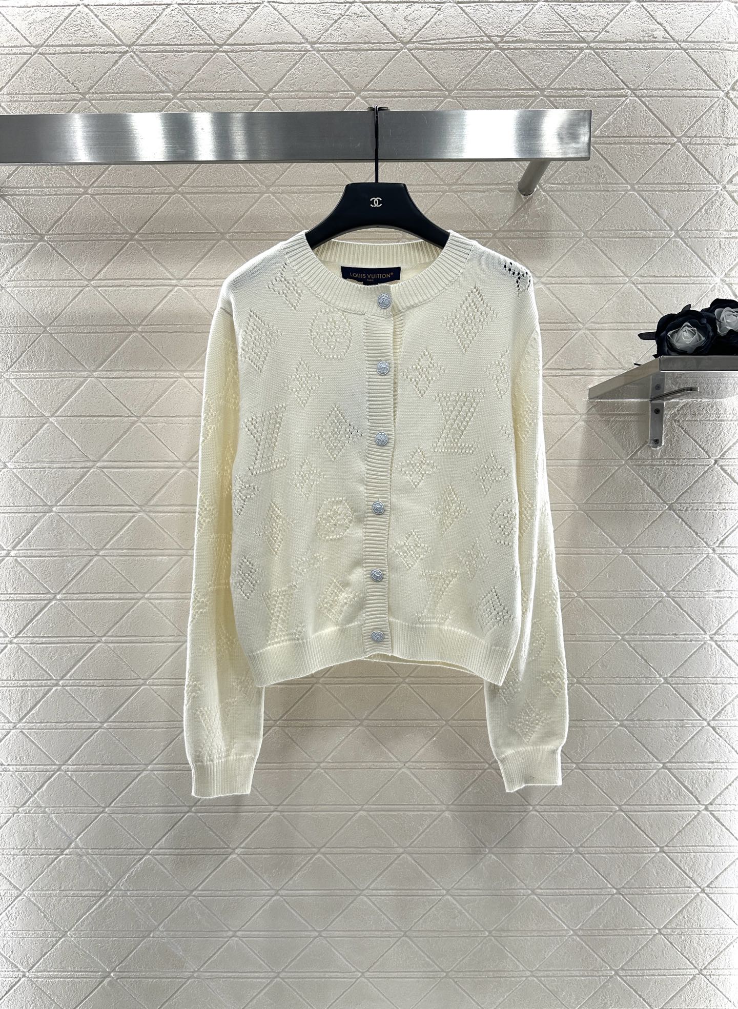 25fw Hollow knit round neck cardigan