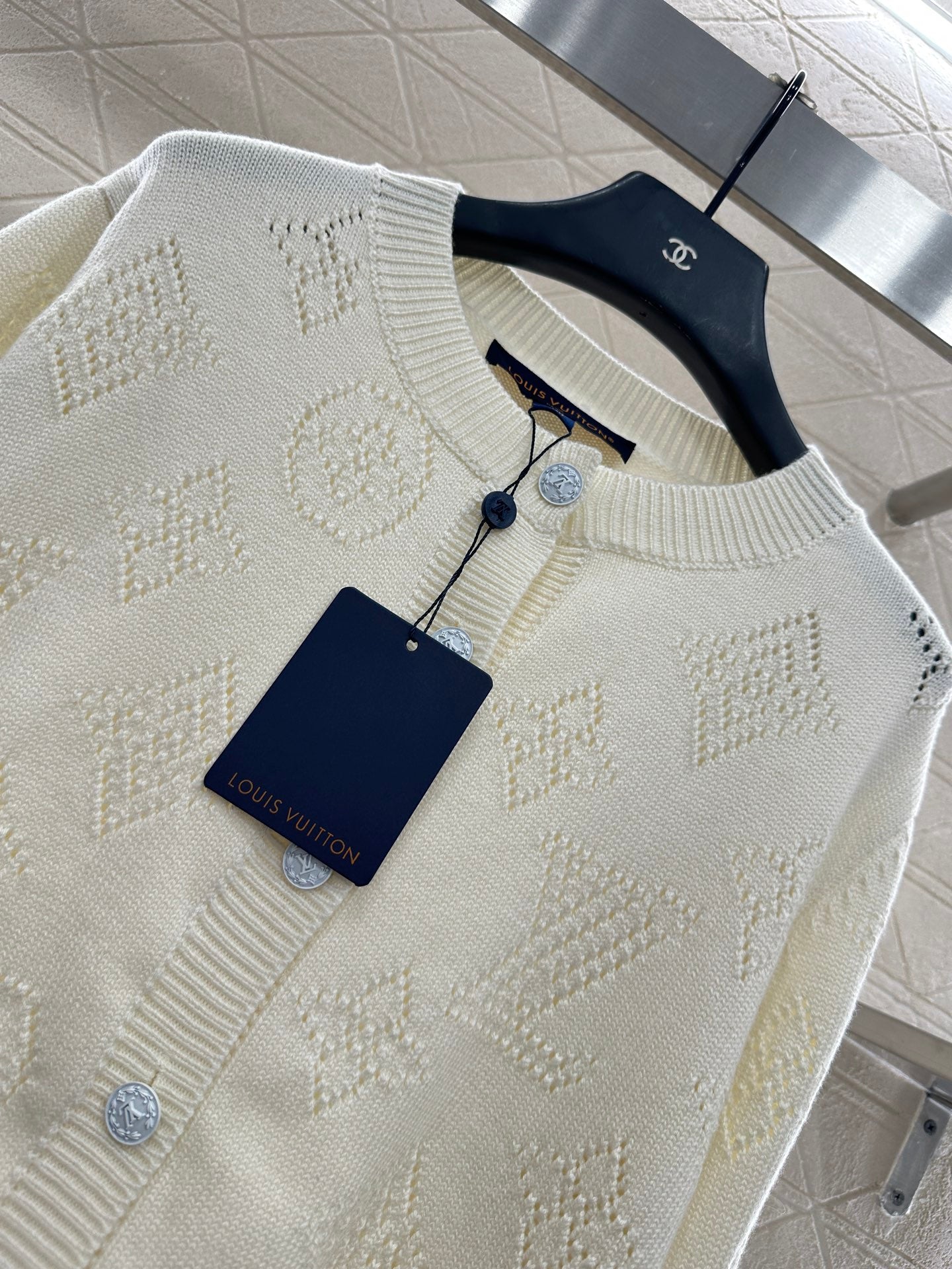 25fw Hollow knit round neck cardigan