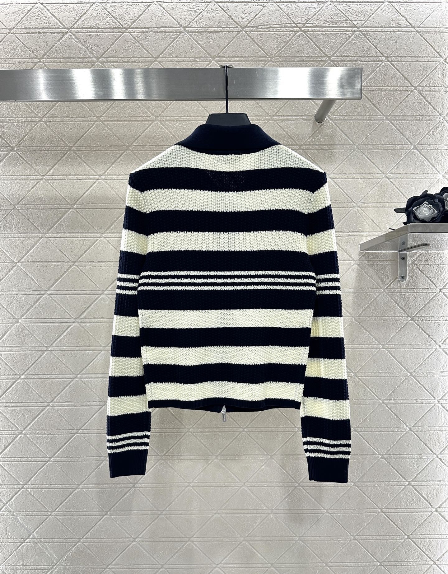 25fw Collar knit striped cardigan
