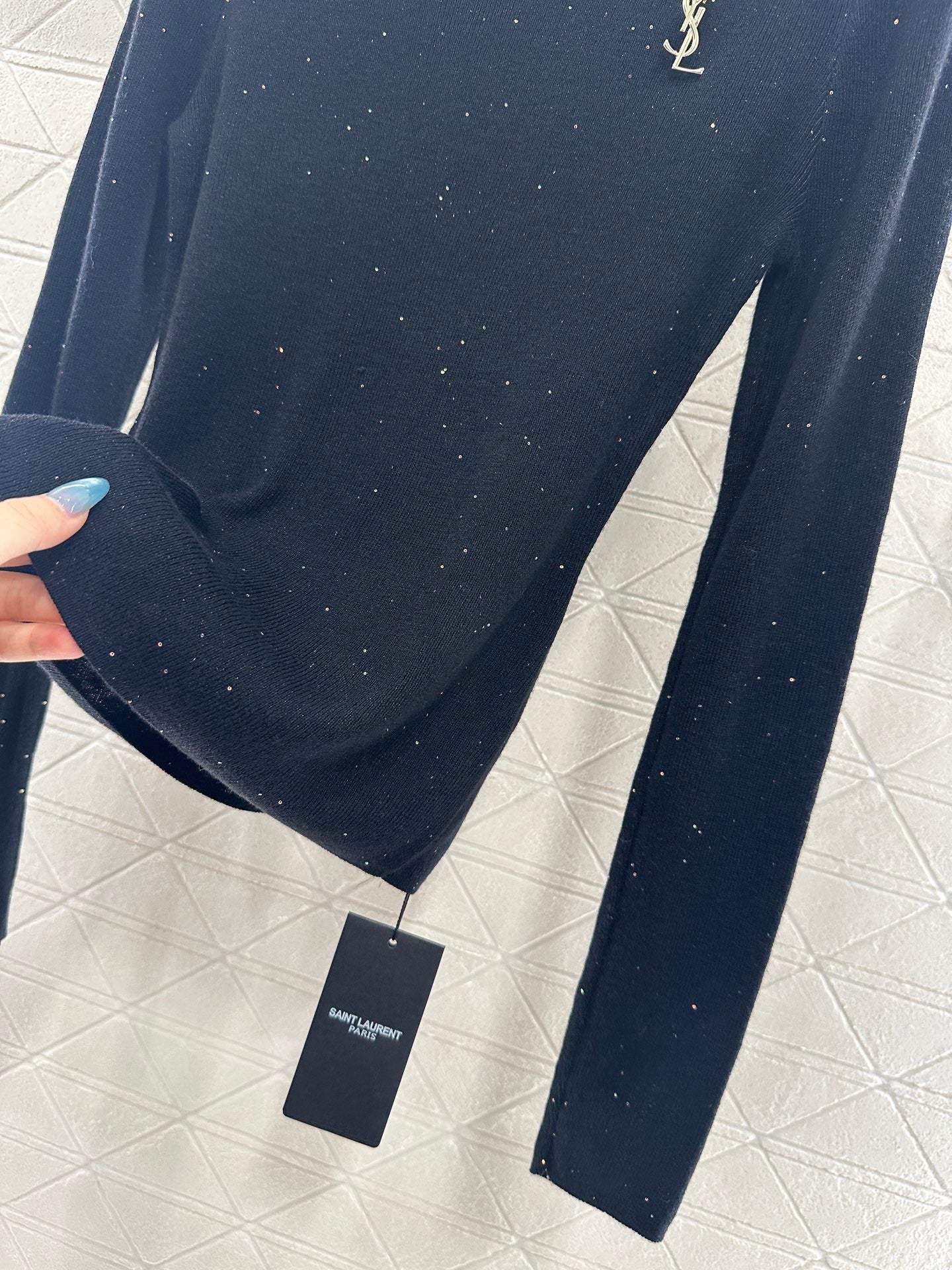 25fw High neck brooch base shirt