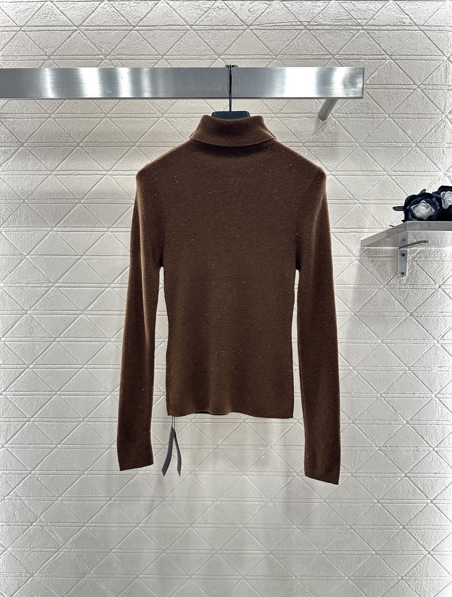 25fw High neck brooch base shirt